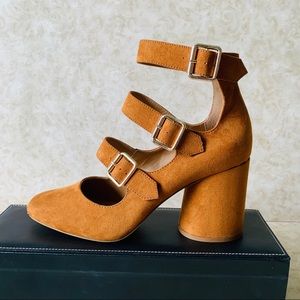 ASOS 🦋 NWOT Beautiful Heels Size 7